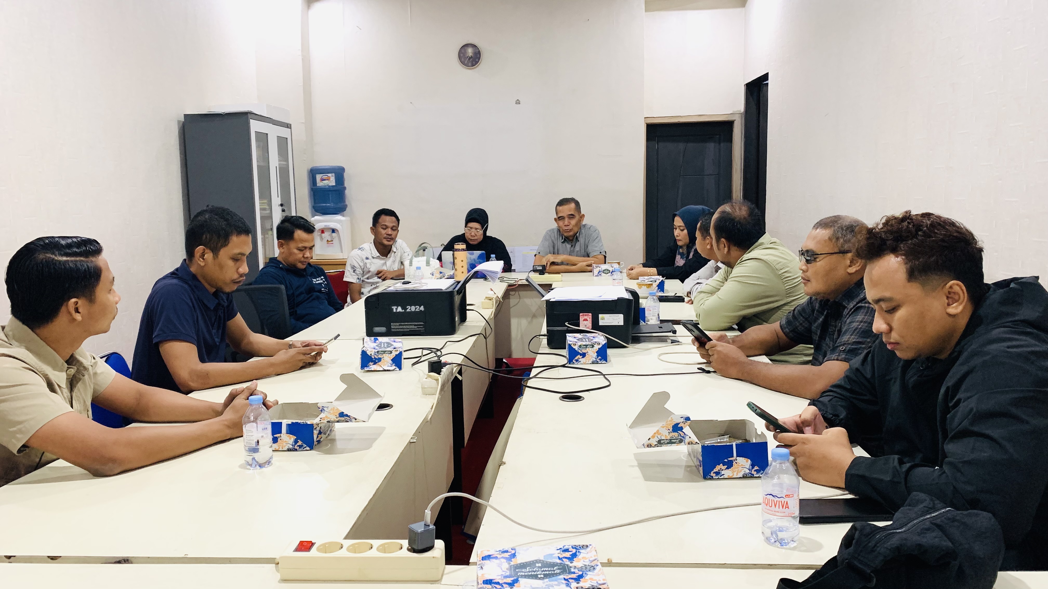 RAPAT PEMBAHASAN PENGURANGAN TUNJANGAN PERBAIKAN PENGHASILAN (TPP) MELALUI APLIKASI SIMPEG DIGELAR