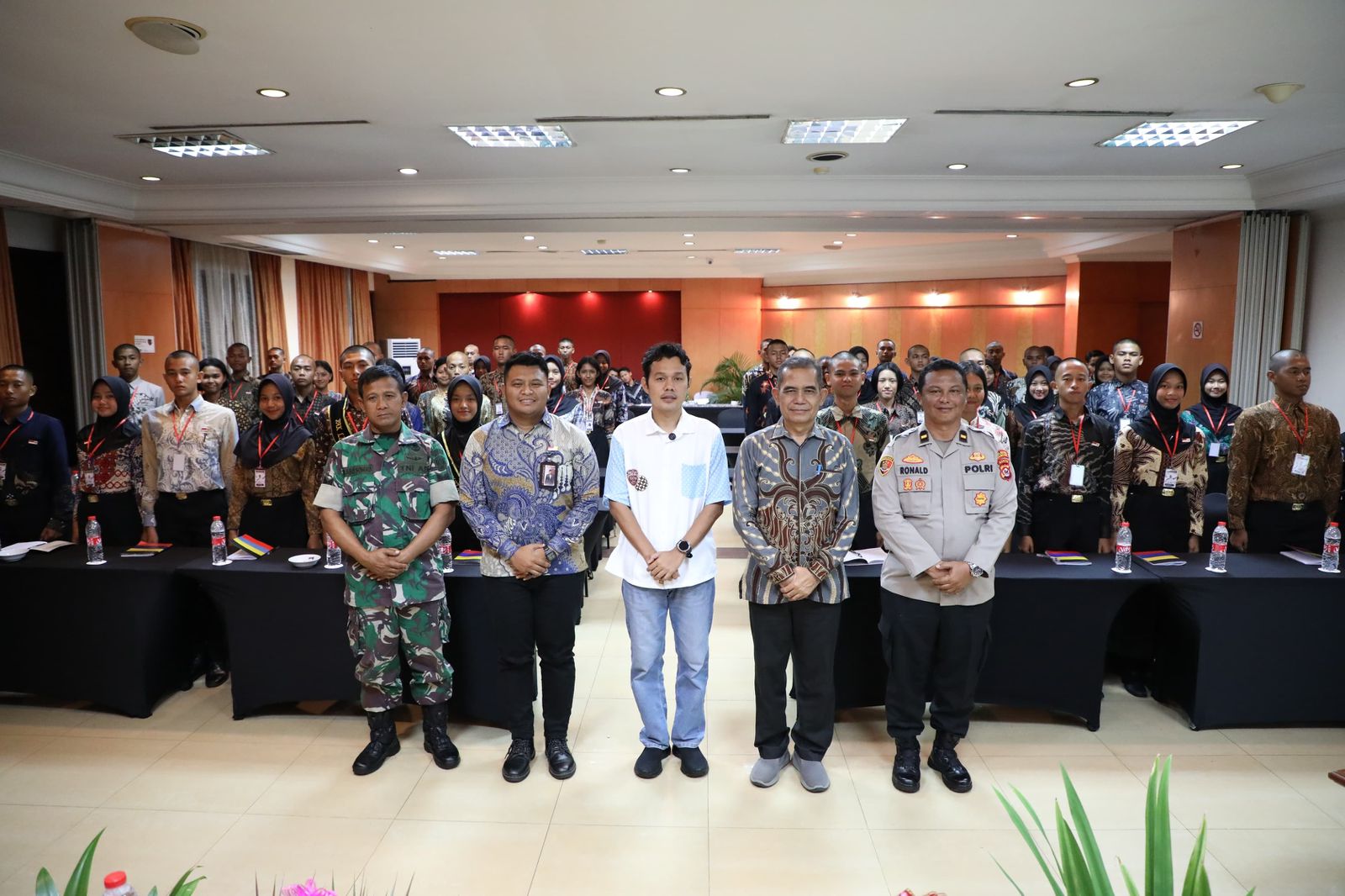 PENDIDIKAN DAN PELATIHAN PASUKAN PENGIBAR BENDERA COPY PUSAKA TINGKAT KOTA SERANG TAHUN 2025