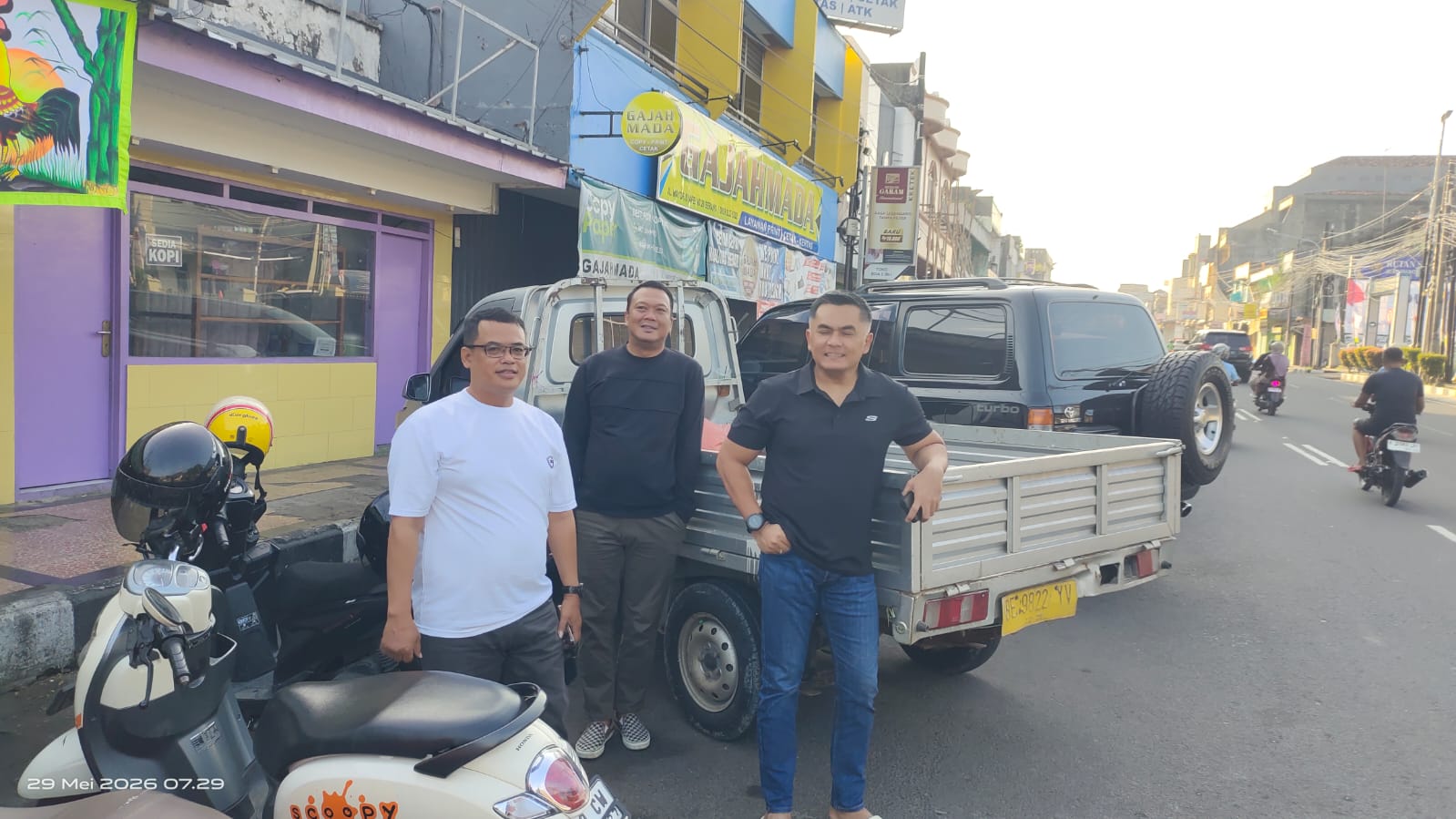 Kesbangpol Kota Serang Laksanakan Gerakan Indonesia Asri Untuk Wujudkan Lingkungan Bersih dan Sehat